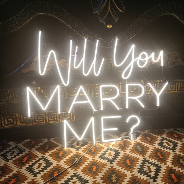 will-you-marry-me-neon-sign-warm-white